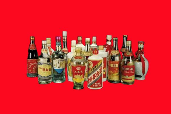 南阳回收十八老酒.jpg
